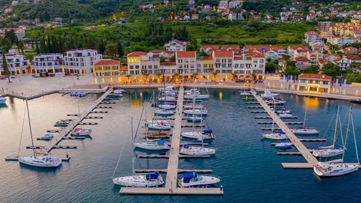 Blue Sea Apartment Herceg Novi Bagian luar foto