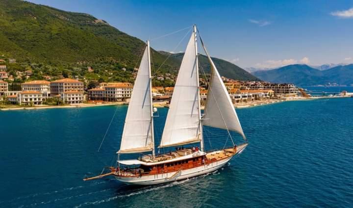Blue Sea Apartment Herceg Novi Bagian luar foto